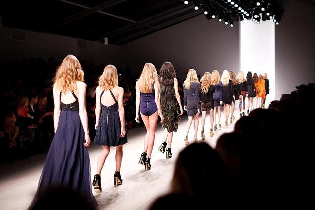 Celebrity Fashion Trends Making Waves in 2023