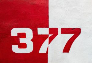 3307372764